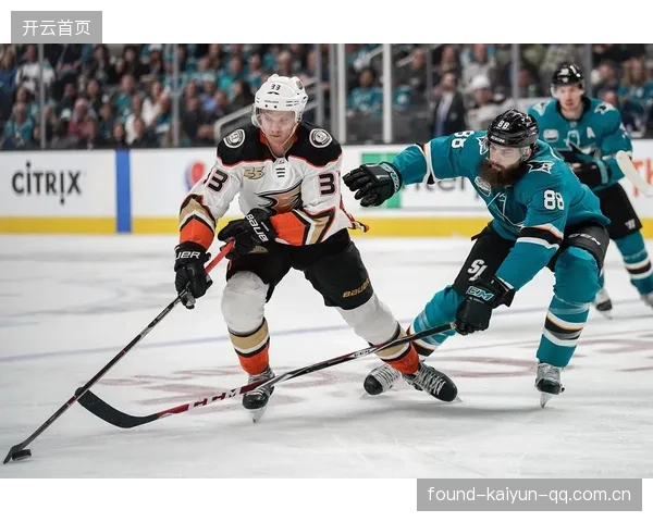 NHL史诗级对决：双加时绝杀，门将56次神扑引爆赛场热潮